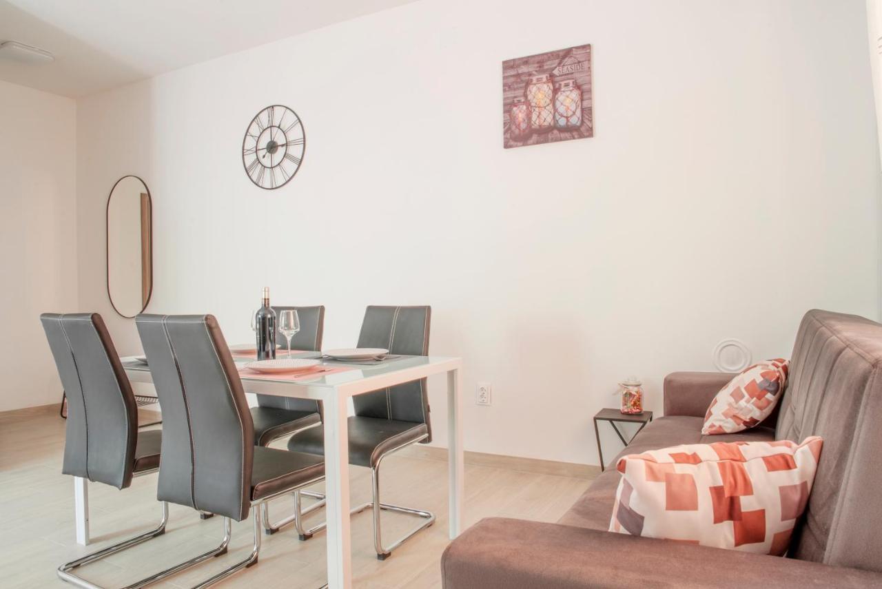 Apartmani Vudrag Traù Esterno foto