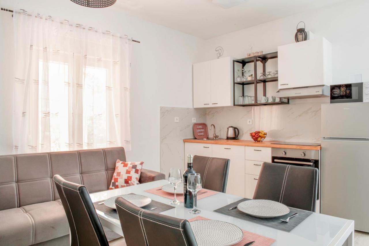 Apartmani Vudrag Traù Esterno foto