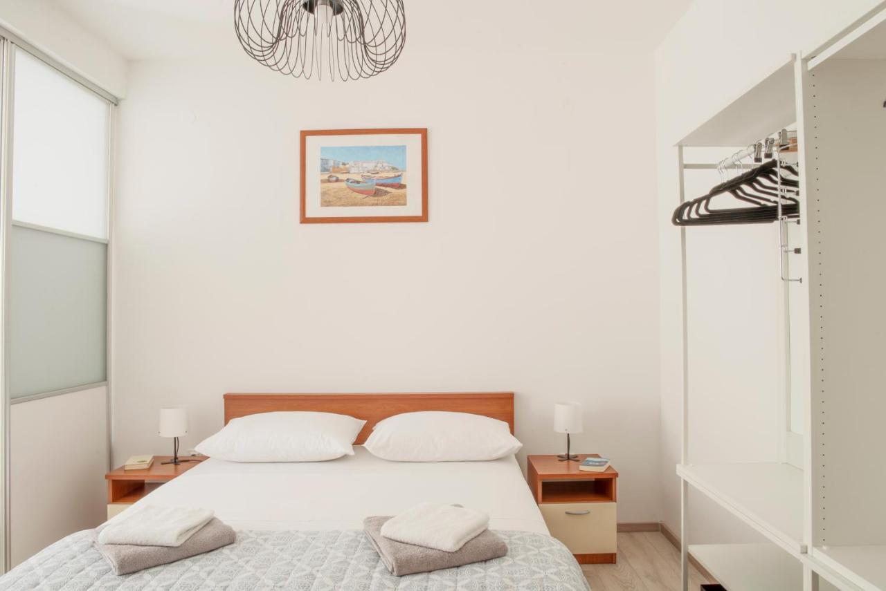 Apartmani Vudrag Traù Esterno foto