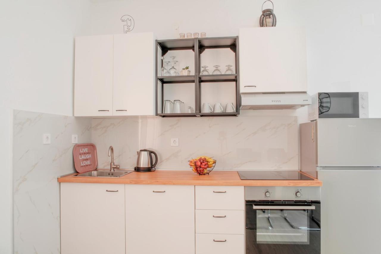 Apartmani Vudrag Traù Esterno foto