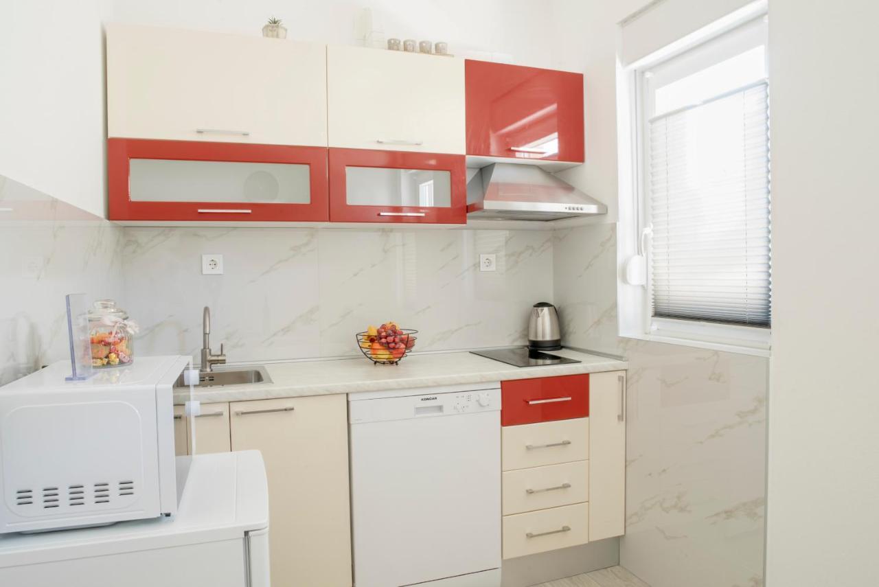 Apartmani Vudrag Traù Esterno foto